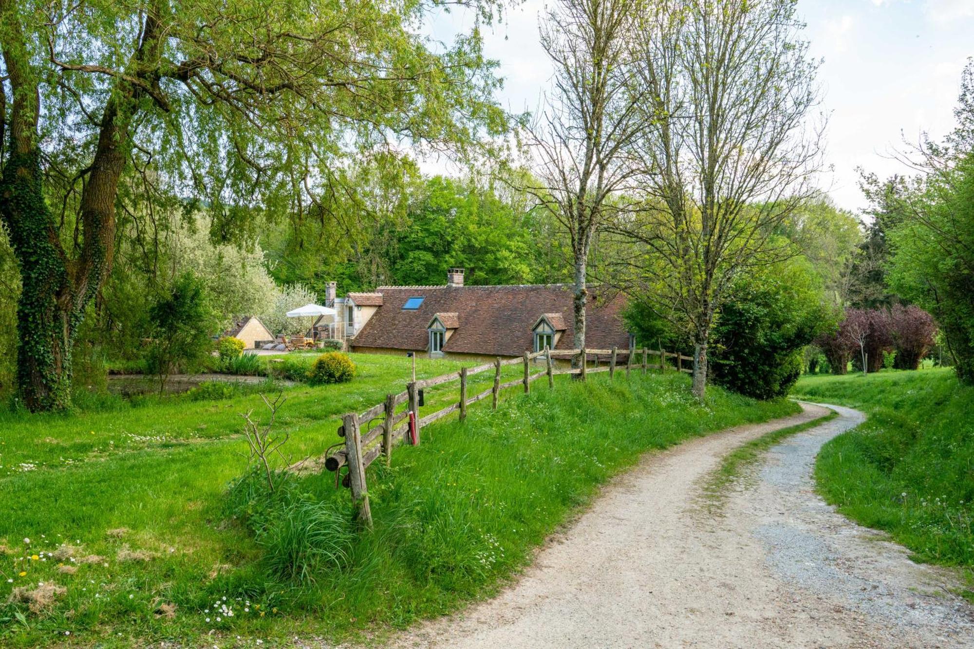 Domaine Moulin De Boiscorde 1H45 Paris Acomodação com café da manhã Rémalard Exterior foto